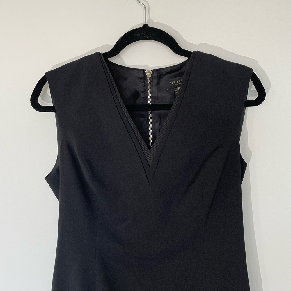 Ted Baker Saloted Sleeveless Black Wool Blend Sheath Dress - Size 4 - Picture 4 of 8